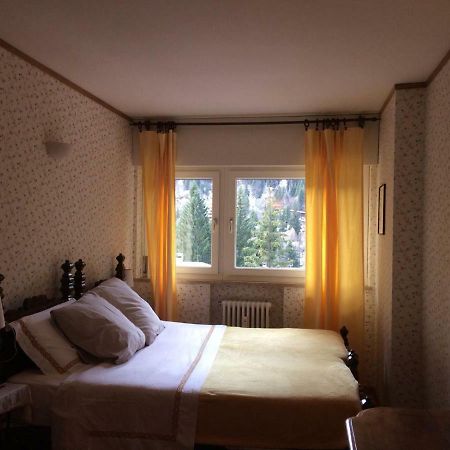 Апартаменти Casa Margherita Мадонна-ді-Кампільйо Екстер'єр фото