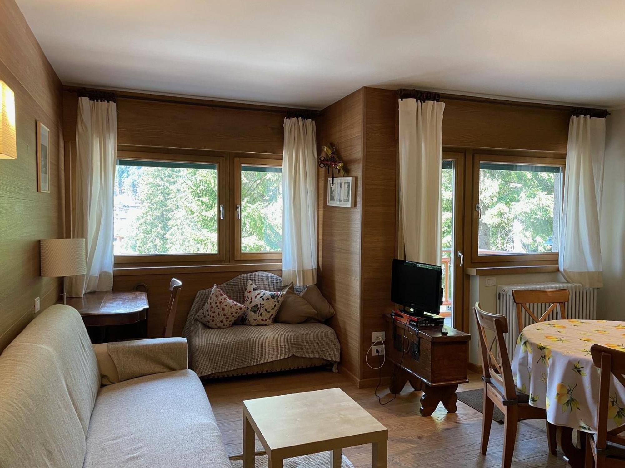 Апартаменти Casa Margherita Мадонна-ді-Кампільйо Екстер'єр фото